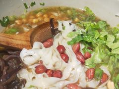 -百春原湖南牛肉粉(百联世纪店)