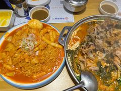 拉面炒年糕-韩香福脊骨汤锅(上杭路店)