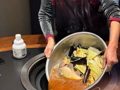 -巧婆婆特色东北菜·铁锅炖