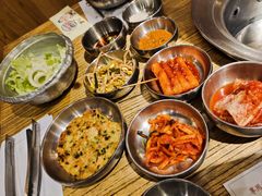-姜虎东白丁烤肉(虹桥天地店)
