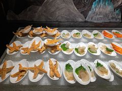 -雍容荟帝王蟹活龙虾展台自助(IFS黑金店)