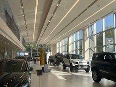 -上海伟杰·捷豹路虎4S店(闵行店)