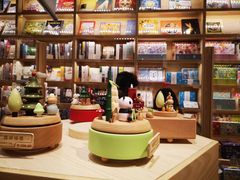 -猫的天空之城概念书店(杭州南宋御街店)