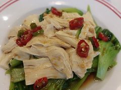 -明本湛江鸡•海鲜小厨(陈家祠店)