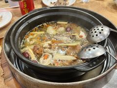 -濠轩阁特色生蚝火锅(水湾路店)