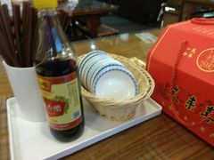 -笑来喜馄饨小笼工坊店(湖滨街店)