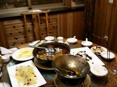 -严记小天府酸菜鱼(西四路店)