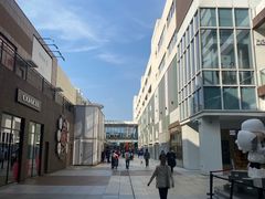 -宁波杉井奥特莱斯广场