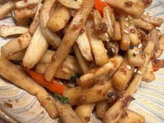 -8PINTS八品脱·日料·烧鸟·精酿小酒馆(莘庄店)
