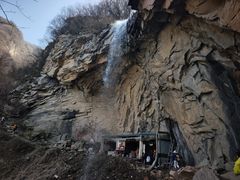 -抱龙峪