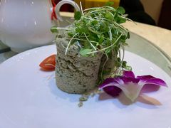 香椿苗黑豆腐-峨嵋酒家(王府井店)