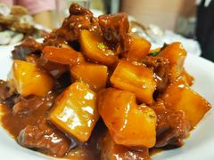 土豆烧牛腩-华春餐馆(鱼山路店)