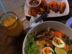 -Kat's Kitchen
