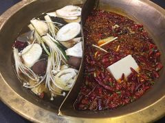 -沸炉重庆老火锅(军事博物馆店)