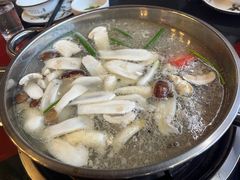 清汤营养锅底-老石黑山羊毛驴肉火锅(金凯广场店)