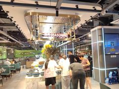 -金滏山烤肉·海鲜·火锅自助餐厅(襄阳万达店)