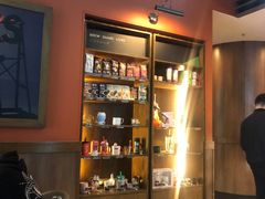 -星巴克(汤臣国贸大厦店)