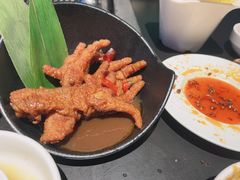 -海底捞火锅智慧餐厅(中骏世界城店)