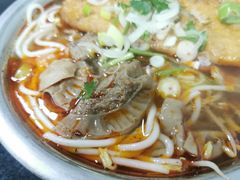 -薛记襄阳香辣牛肉面(平安路店)