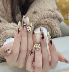 -斯馨·健康美甲美睫