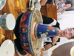 -毛辣果·贵州红酸汤牛肉火锅(西单店)