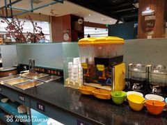 自助饮料-小鱼小牛·鱼牛干锅·脆鱼火锅(世欧广场店)