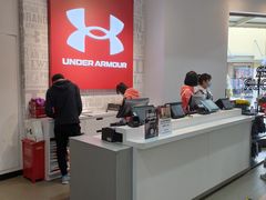 -UNDER ARMOUR(八达岭奥莱店)