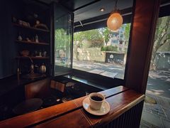 靠窗位-RUMORS COFFEE ROASTERY鲁马滋咖啡(湖南路店)