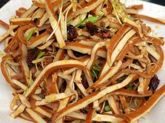 -都江堰石锅鱼