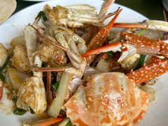 -三亚火车头万人海鲜广场