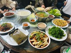 -岩保农家乐