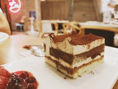 -必胜客(WOW象山涌金广场店)