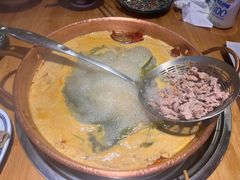 -洱火云南酸菜牛肉火锅(石景山当代商城店)