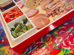 -闯关东东北农家菜(崂山石老人店)