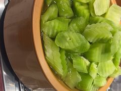 -龍歌自助小火锅(市北台东利群店)