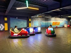 -极限PLAY运动娱乐新世界·团建派对潮玩休闲馆·室内蹦极高空游乐园