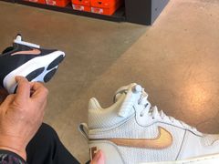 -NIKE上海青浦优选体验店