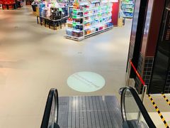 -中百仓储超市有限公司(越秀星汇维港店)