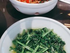 -川流不息·地道川菜·小龙虾(松东路店)