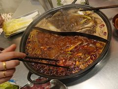 -鹿鸣山草本茶香火锅(园西路店)