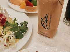 -咖啡苑自助餐厅·中国大饭店