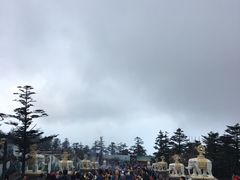 -峨嵋山金顶