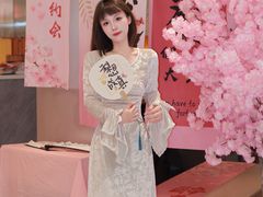 -黄记煌三汁焖锅(新佳丽江汉路店)