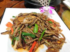 茶树菇炒肉-醉霖生态餐厅(交大店)
