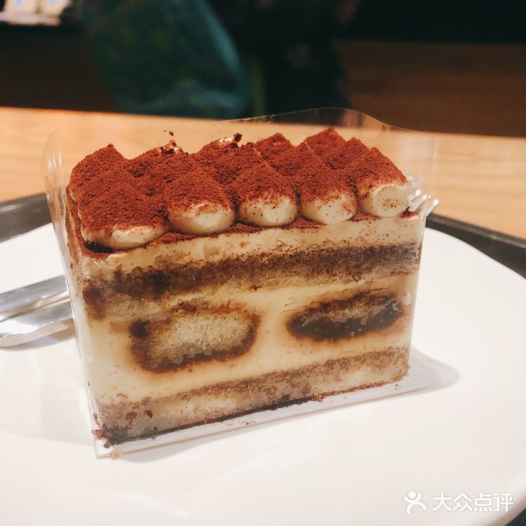 星巴克新品|海盐焦糖馥芮白