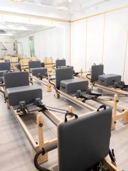 -亚太瑜伽普拉提学院