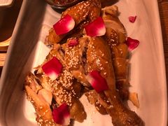 -蜜桃餐厅·伴山(湖滨商业街店)