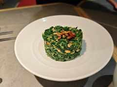 松子马兰头-晓淮山·扬州早茶·淮扬菜(龙阳广场店)
