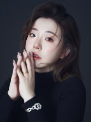 -绝对人气写真艺术中心
