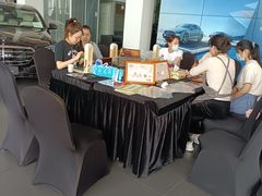 -奔驰上海利星(七宝店)